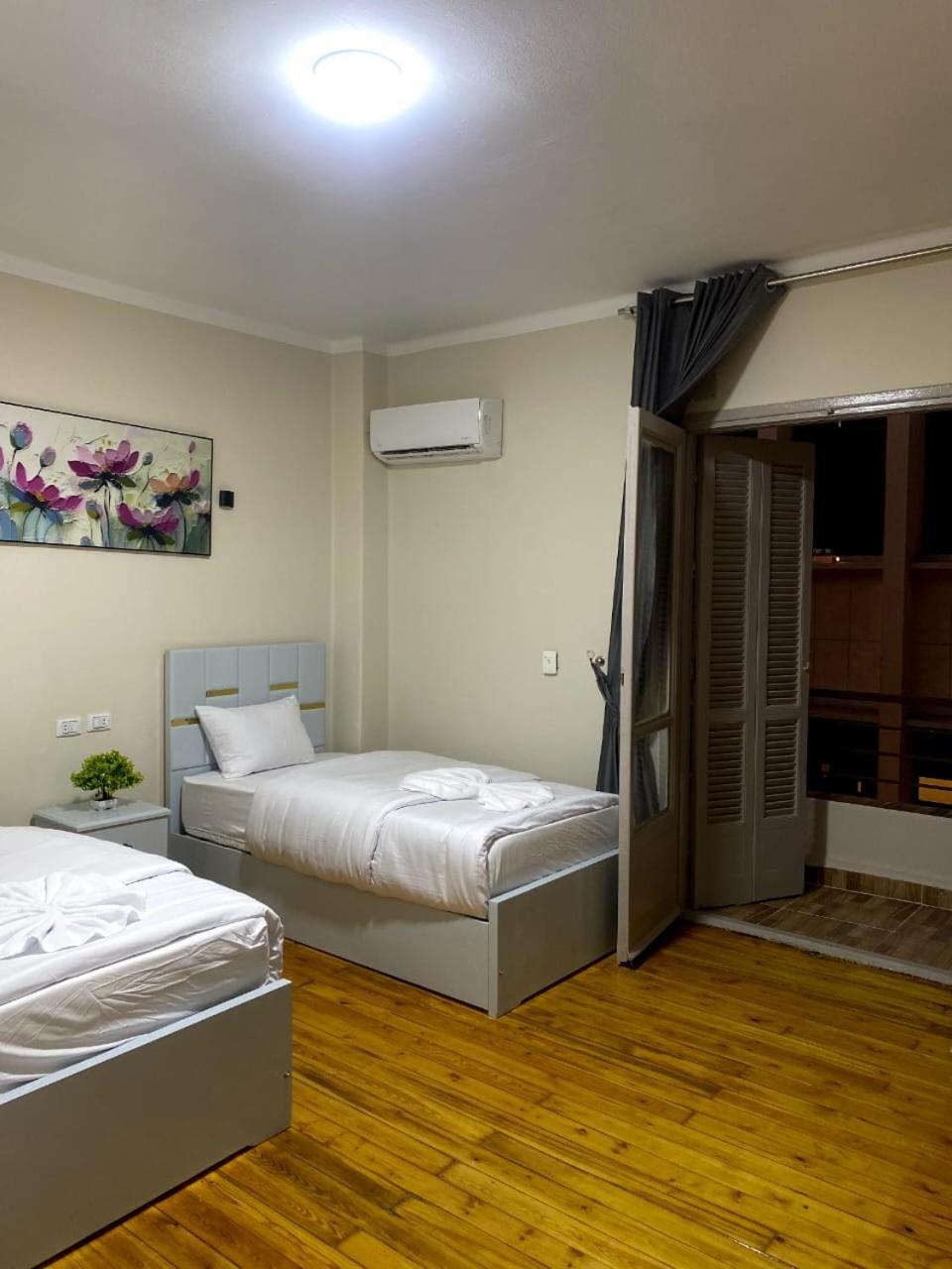 Sky Light Hotel